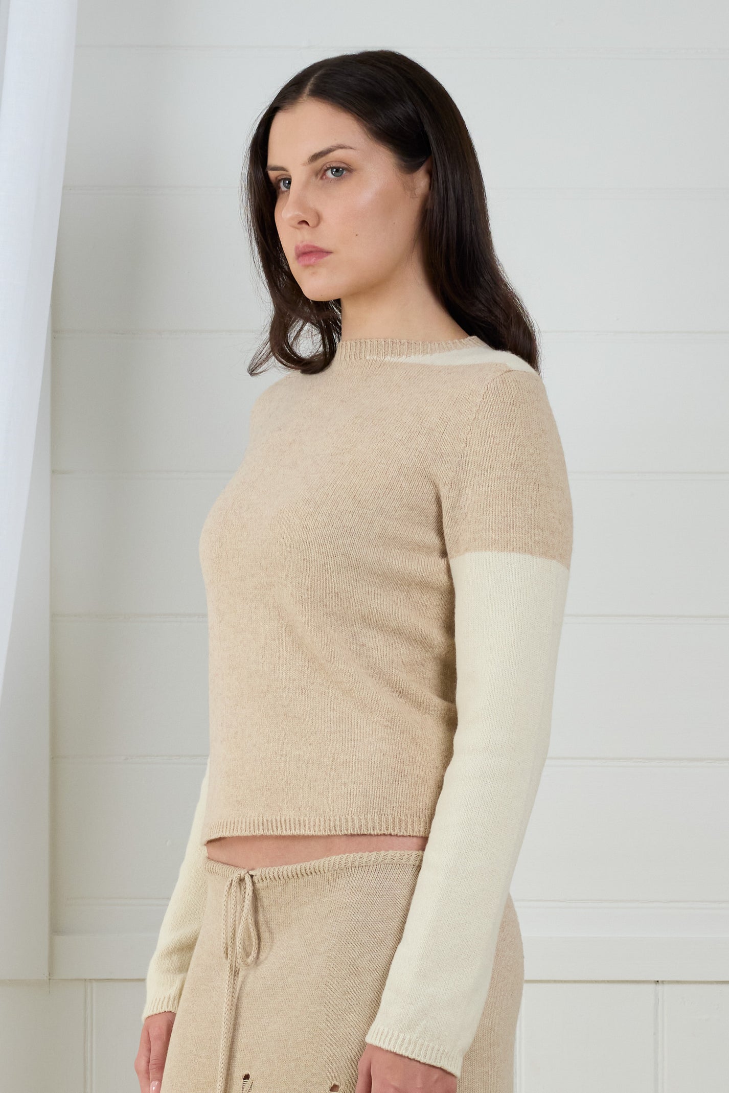 Fruitchouli Contrast Long Sleeve in Beige Cream Yak – Australian knitwear (Detail1)