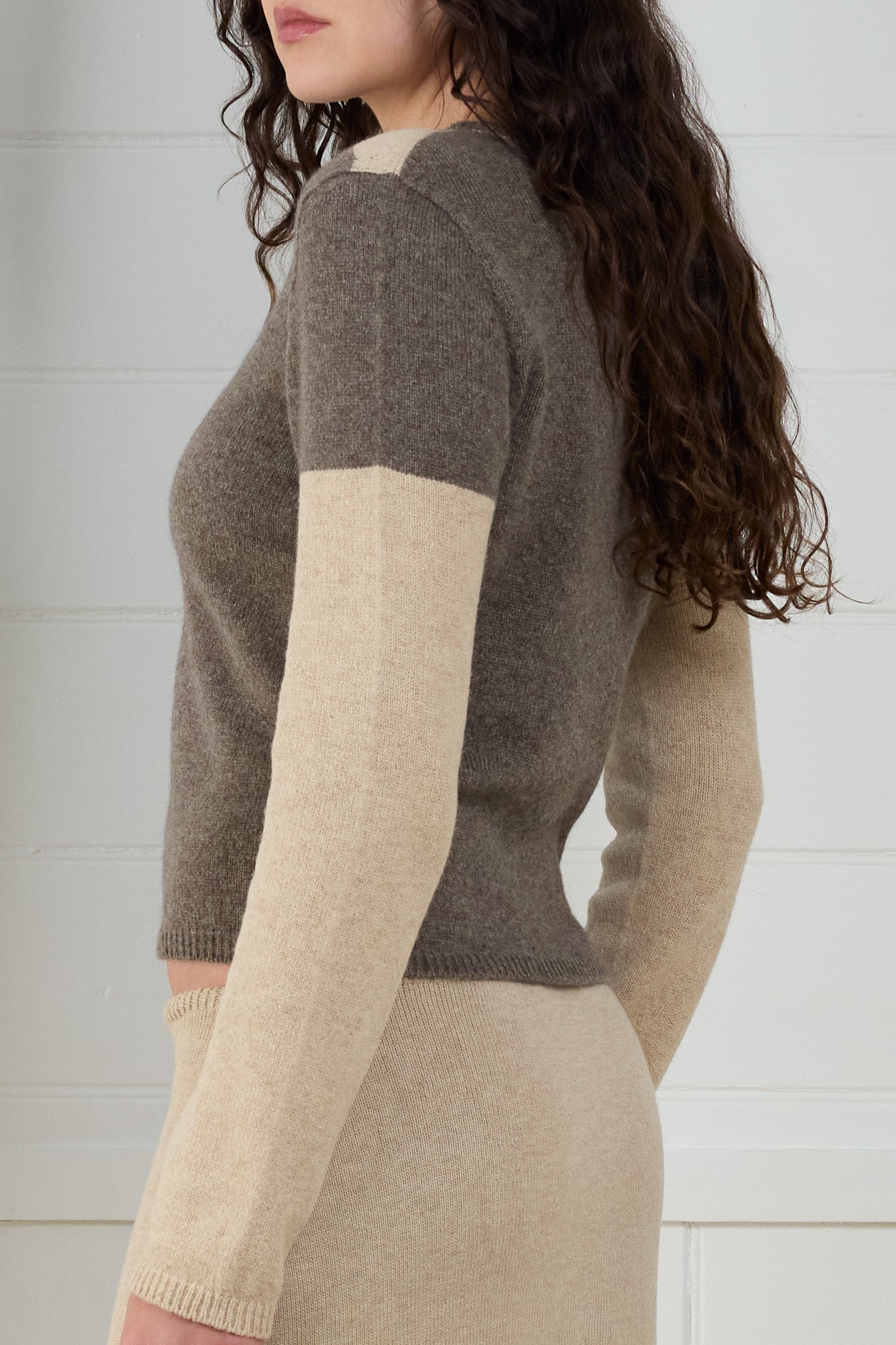 Fruitchouli Contrast Long Sleeve in Natural Taupe Beige Yak – Australian knitwear (Detail1)