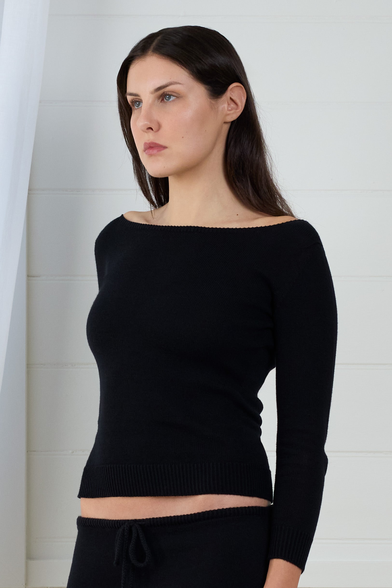 Fruitchouli Fitted Boat Neck in Black Organic Cotton SeaCell™ – Australian knitwear (Detail1)