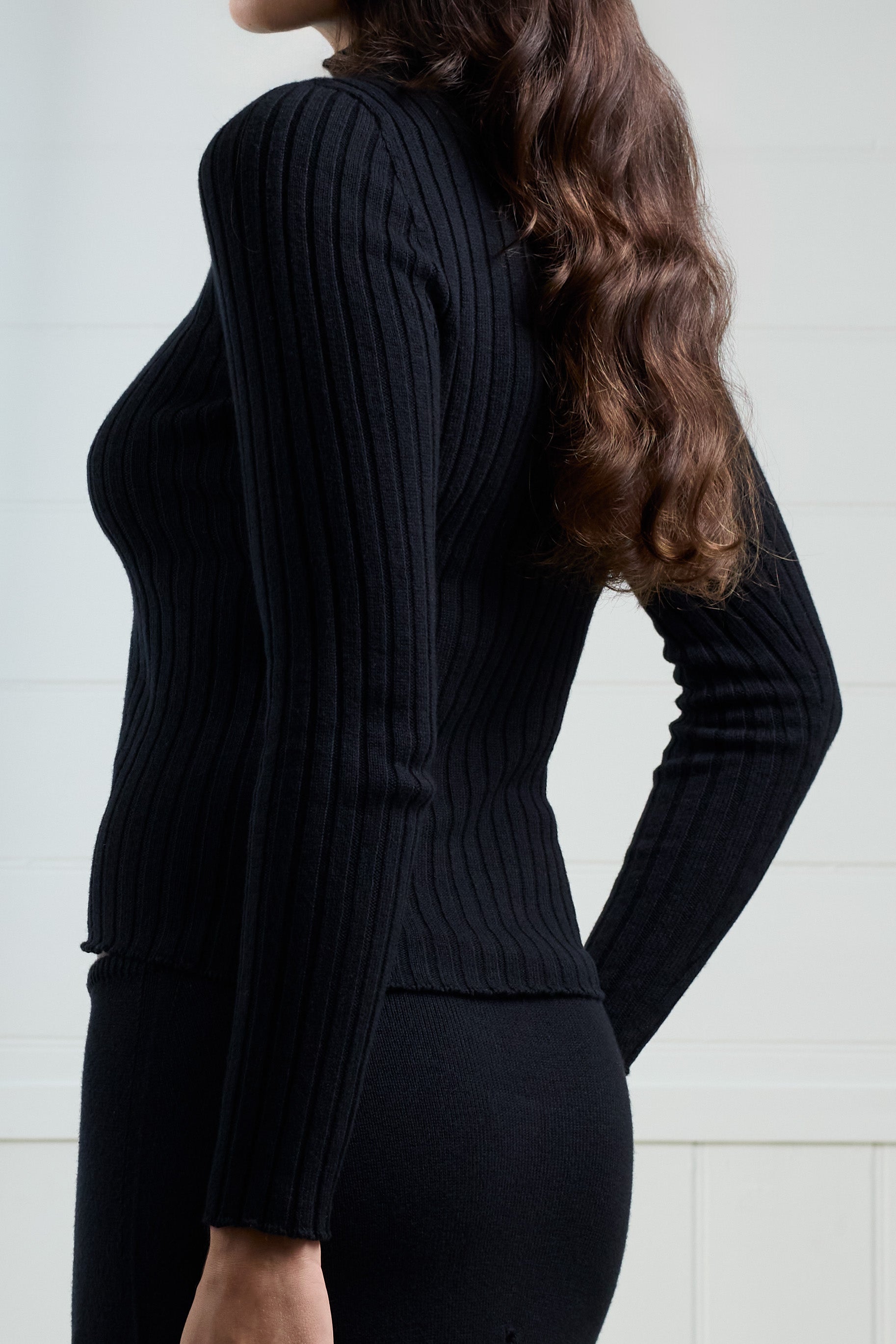 Fruitchouli Ribbed Mock Neck in Black Organic Cotton Cashmere – Australian knitwear (Detail1)
